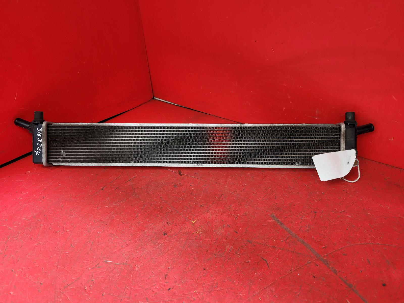 View Auto part Radiator Toyota Auris 2015