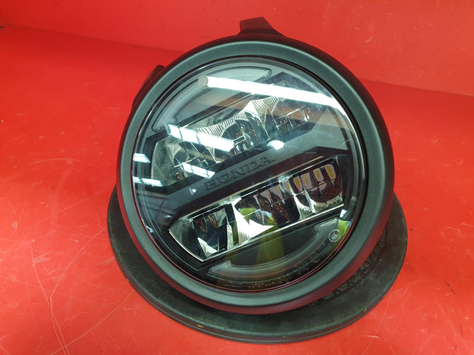 View Auto part Headlamp Honda Cb125r 2023