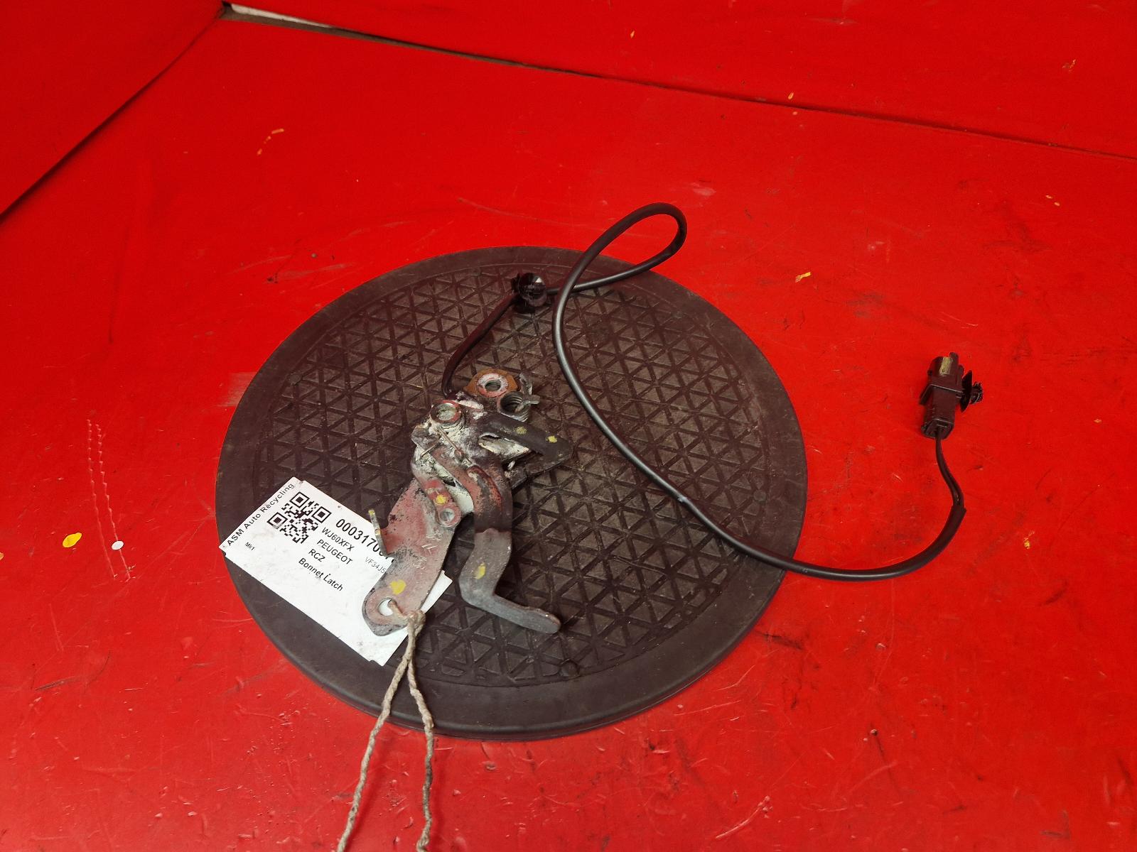 View Auto part Bonnet Latch Peugeot Rcz 2010