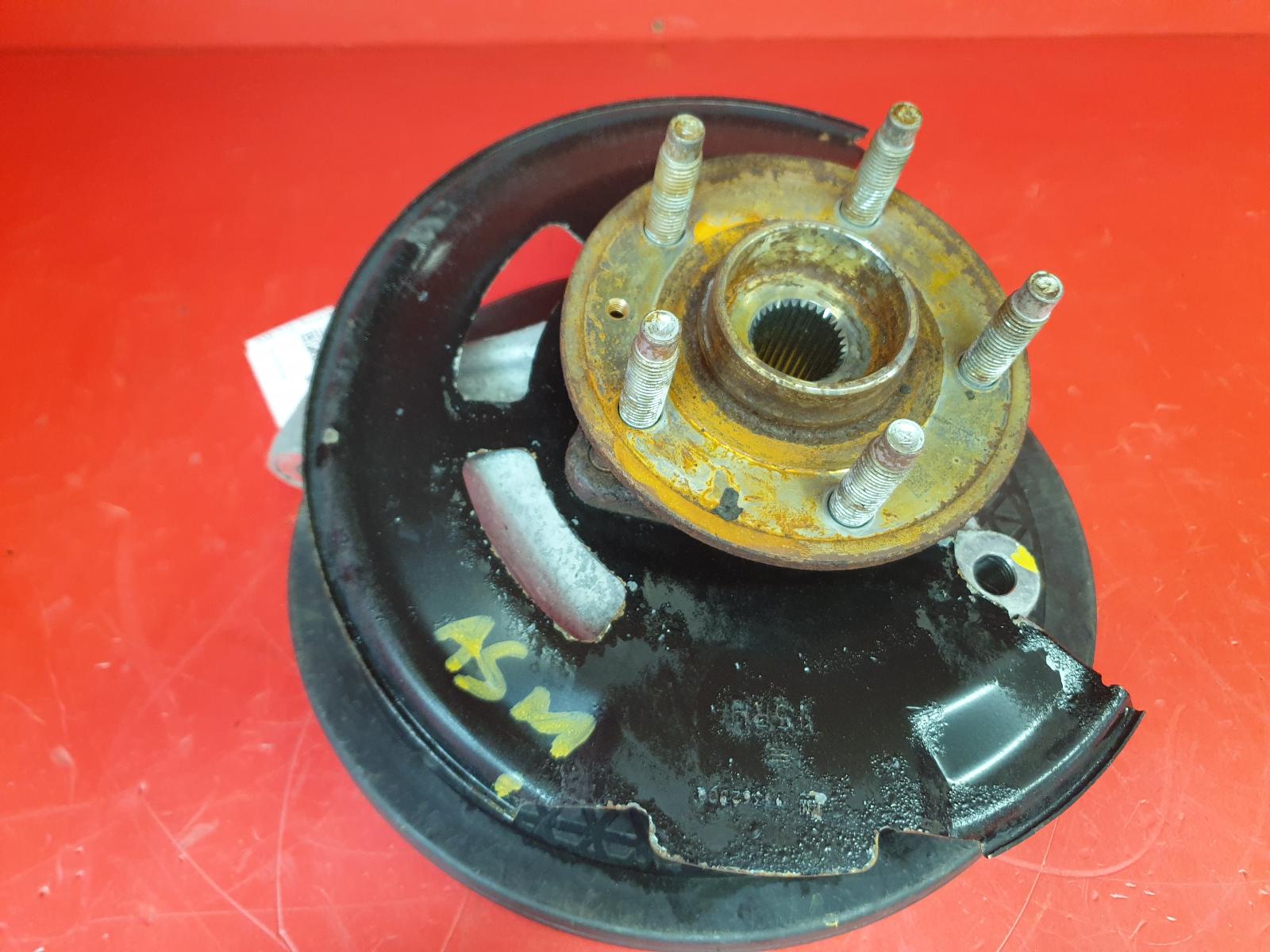 View Auto part RF Hub/Stub Axle Assembly Vauxhall Astra 2018