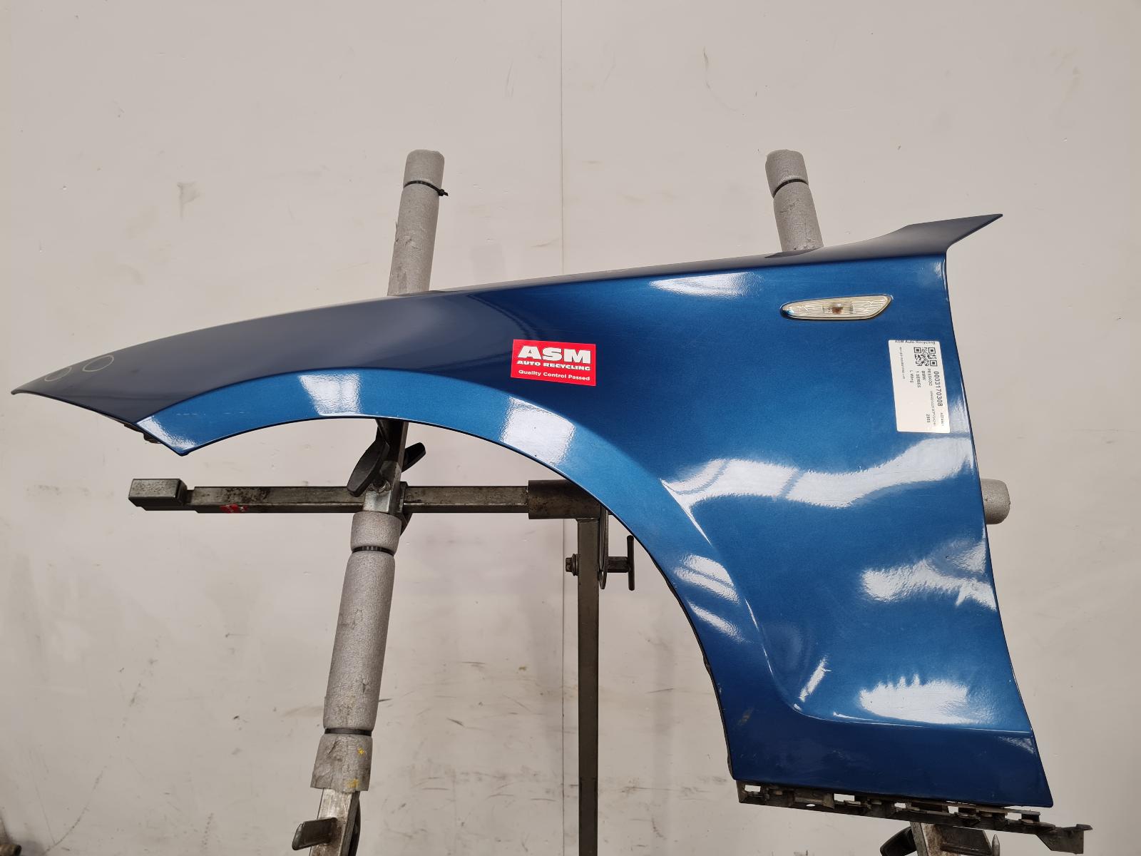 View Auto part L Wing Bmw 1 Series 2005