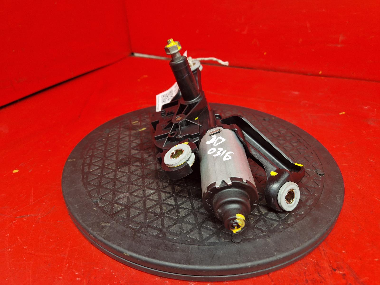 View Auto part Wiper Motor Rear Bmw 1 Series 2005