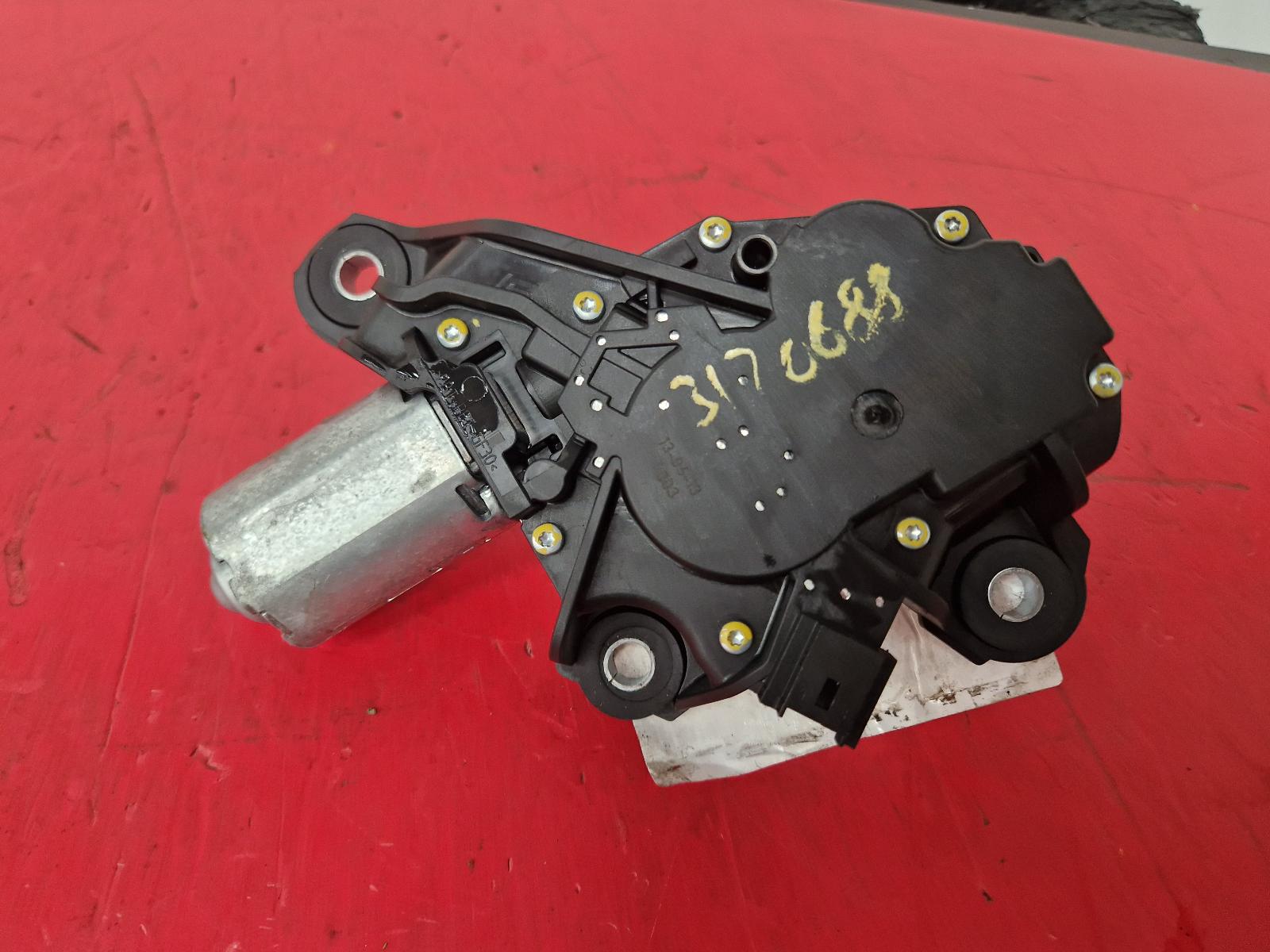 View Auto part Wiper Motor Rear Nissan Qashqai 2013