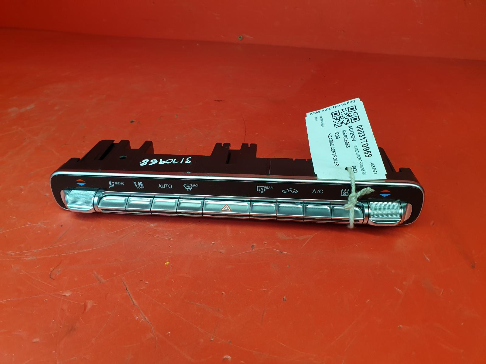 View Auto part Heater/AC Controller Mercedes Eqb 2023