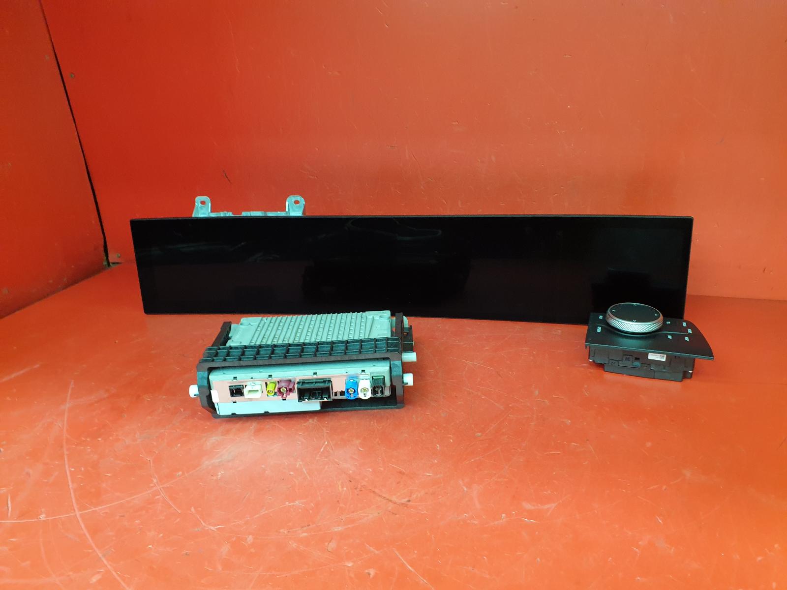 View Auto part Radio Display Bmw I4 2024