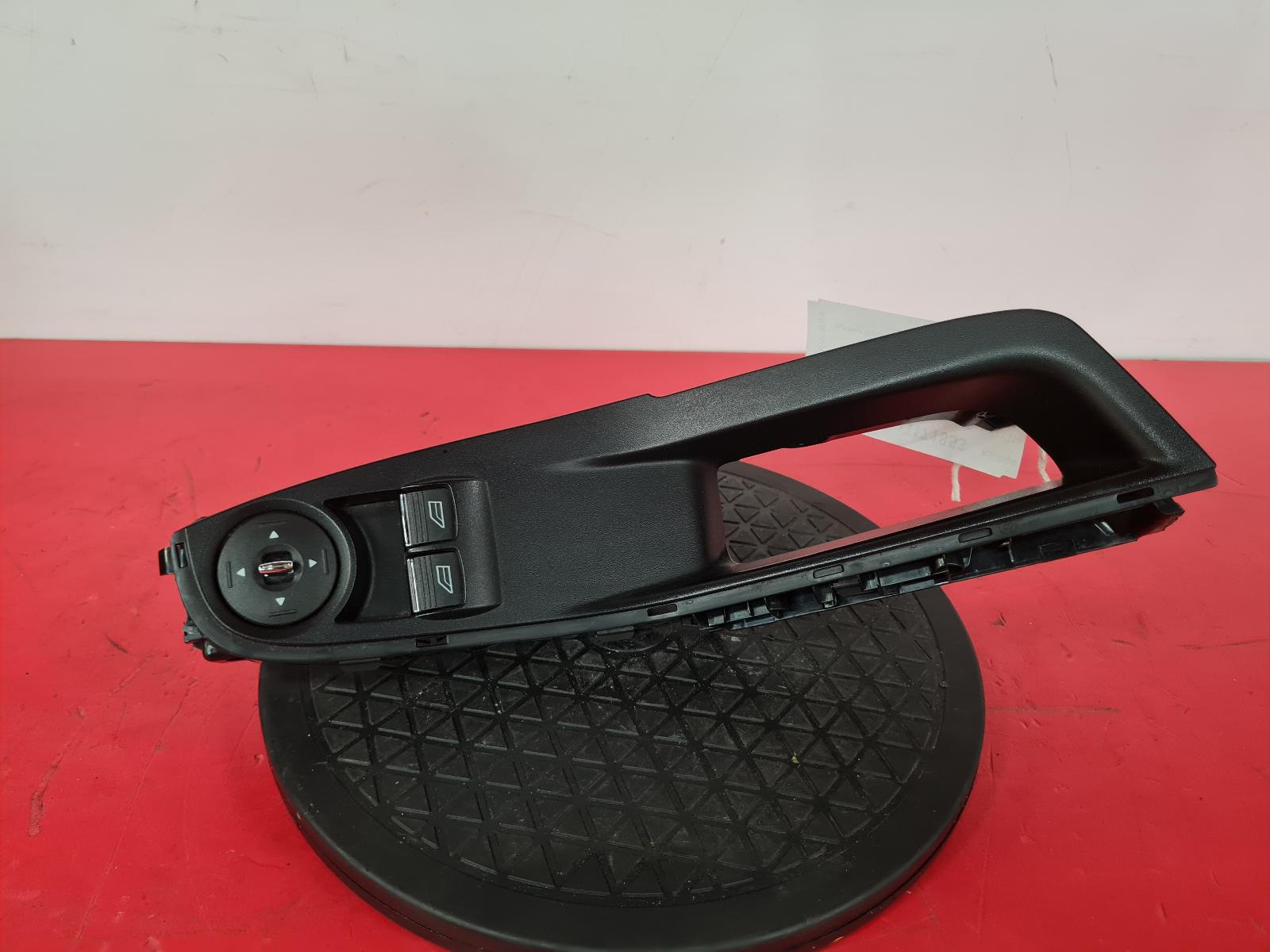 View Auto part Elect. Window Switch Ford Fiesta 2013