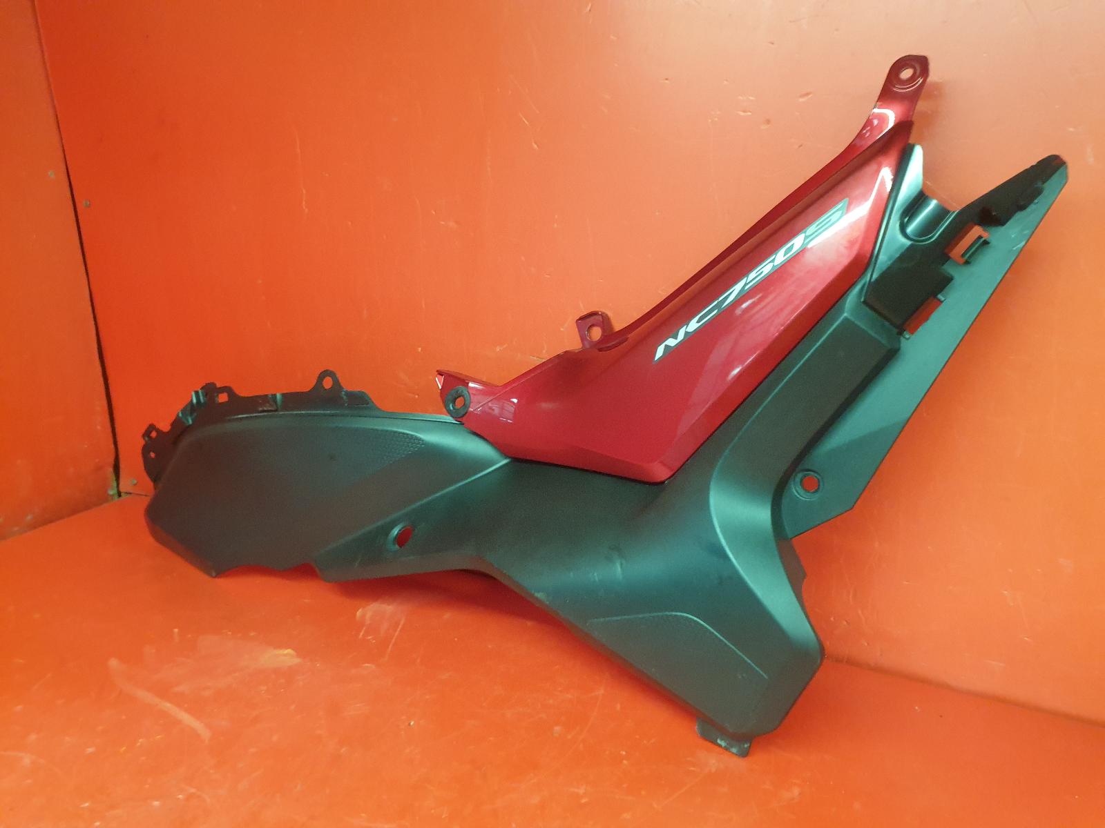 View Auto part Side Panel Left Honda Nc 750 2021