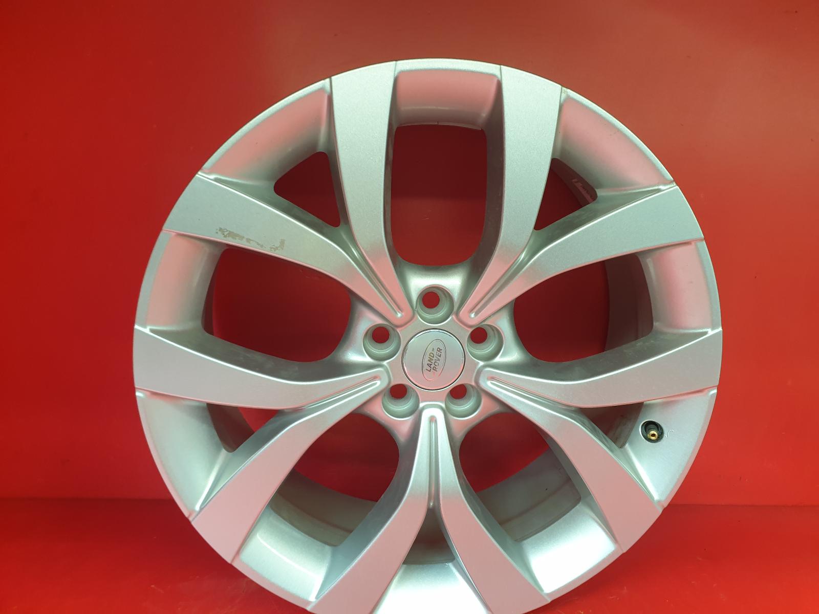 View Auto part Wheel Land Rover Range Rover Evoque 2021