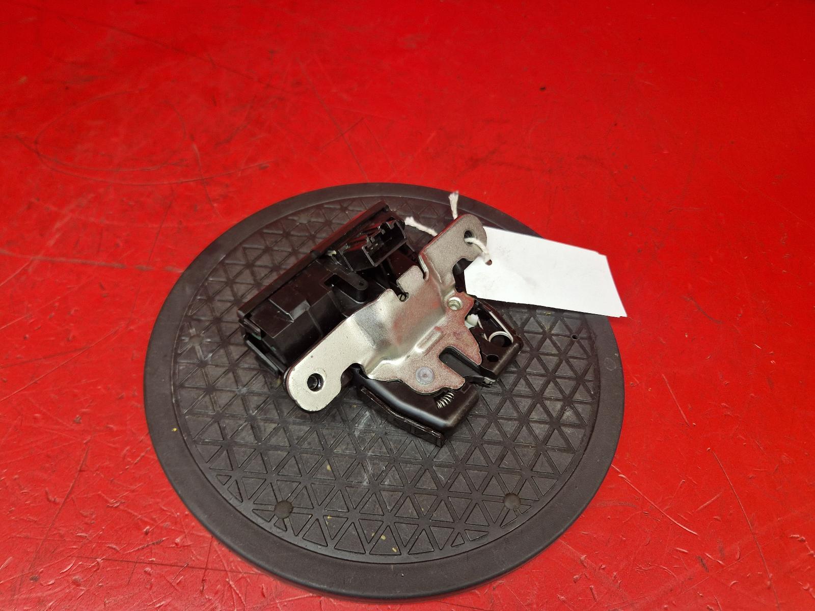 View Auto part Bootlid/Tailgate Lock Ford Fiesta 2016