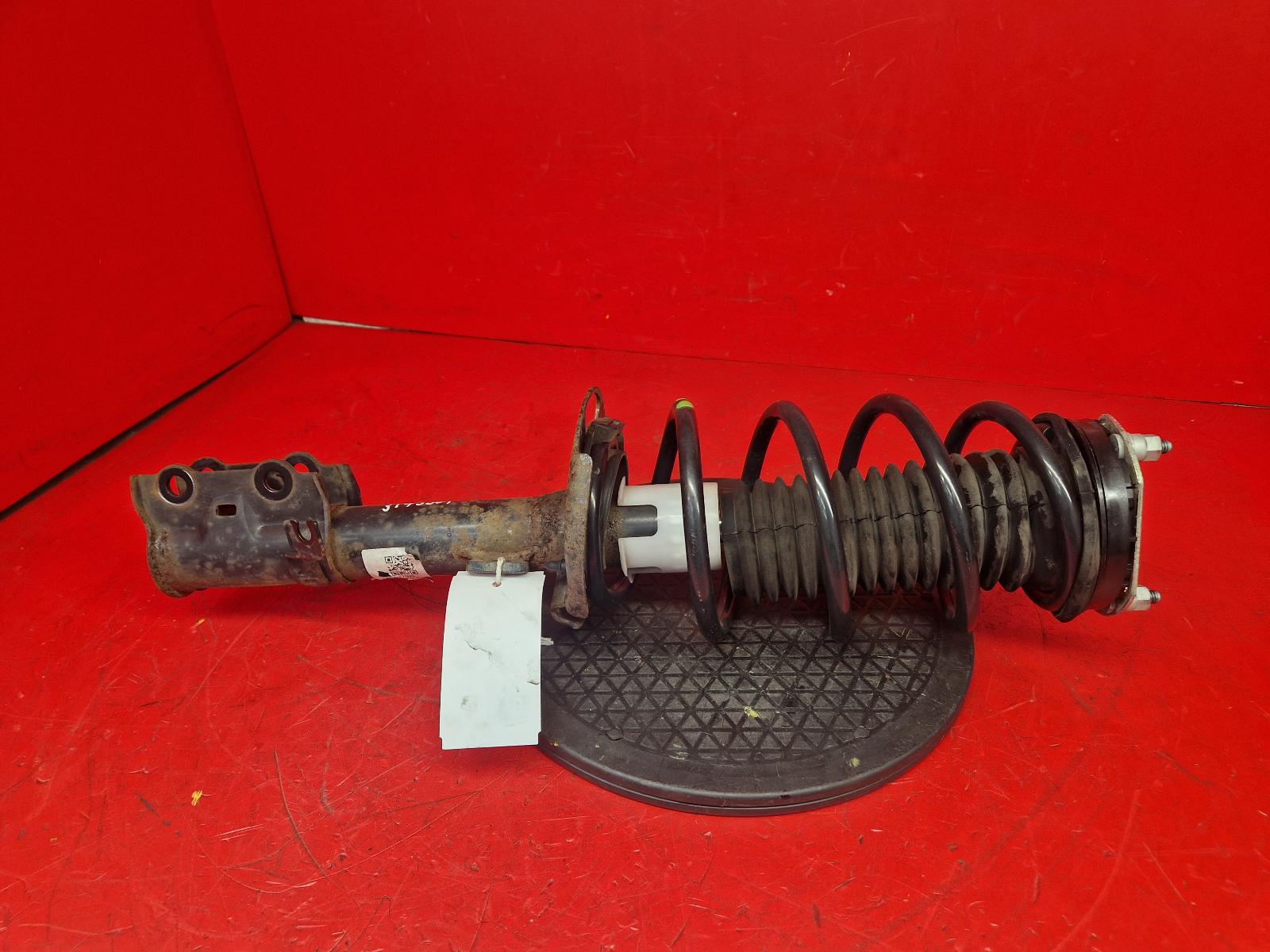 View Auto part LF Strut Ford Fiesta 2016