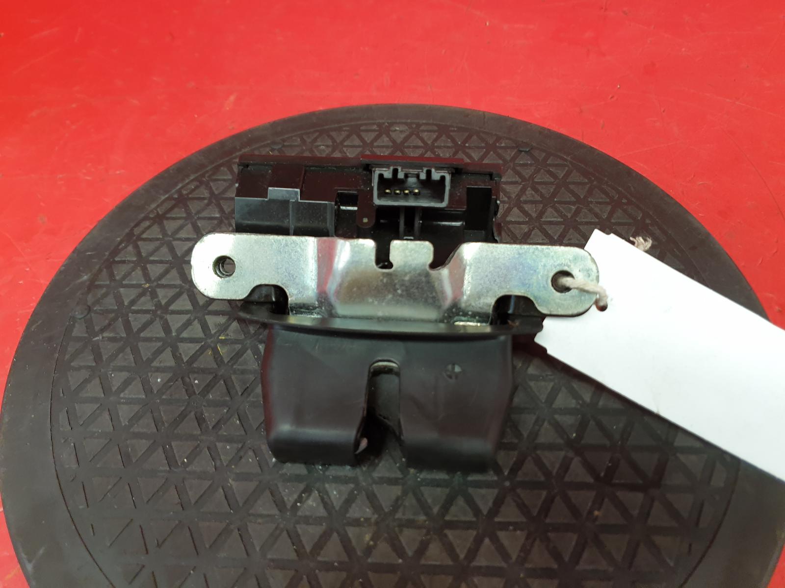 View Auto part Bootlid/Tailgate Lock Ford B Max 2013