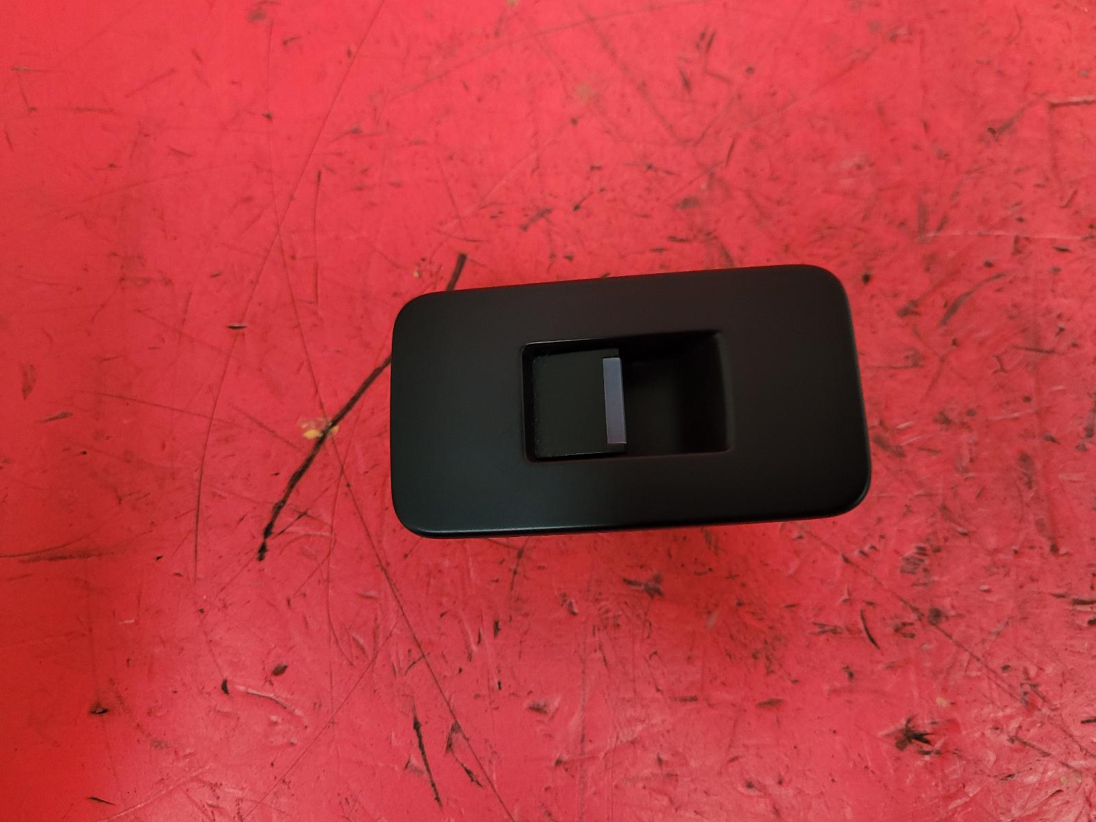 View Auto part Elect. Window Switch Land Rover Discovery Sport 2018
