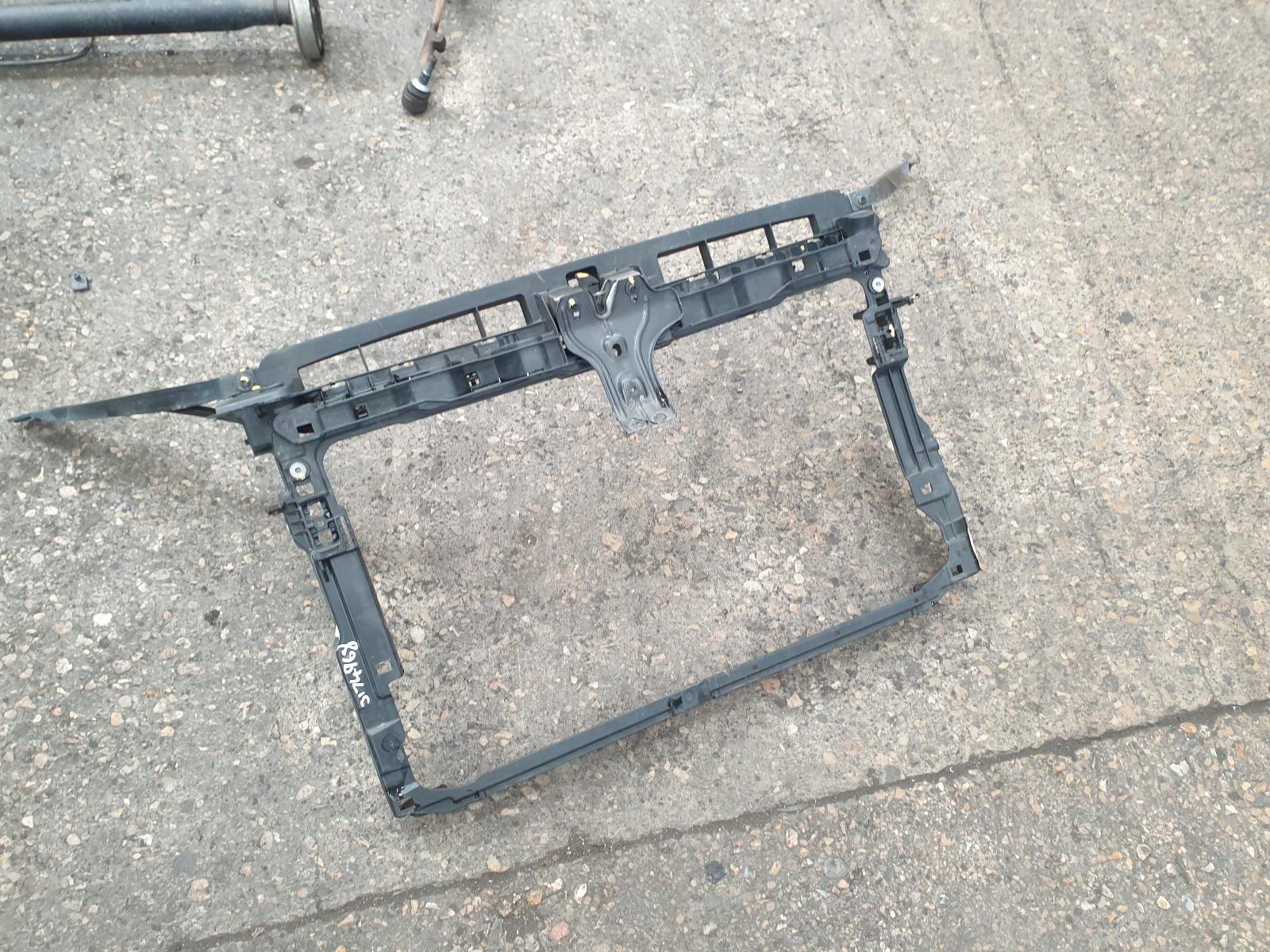 View Auto part Front Panel Volkswagen Golf Sv 2018