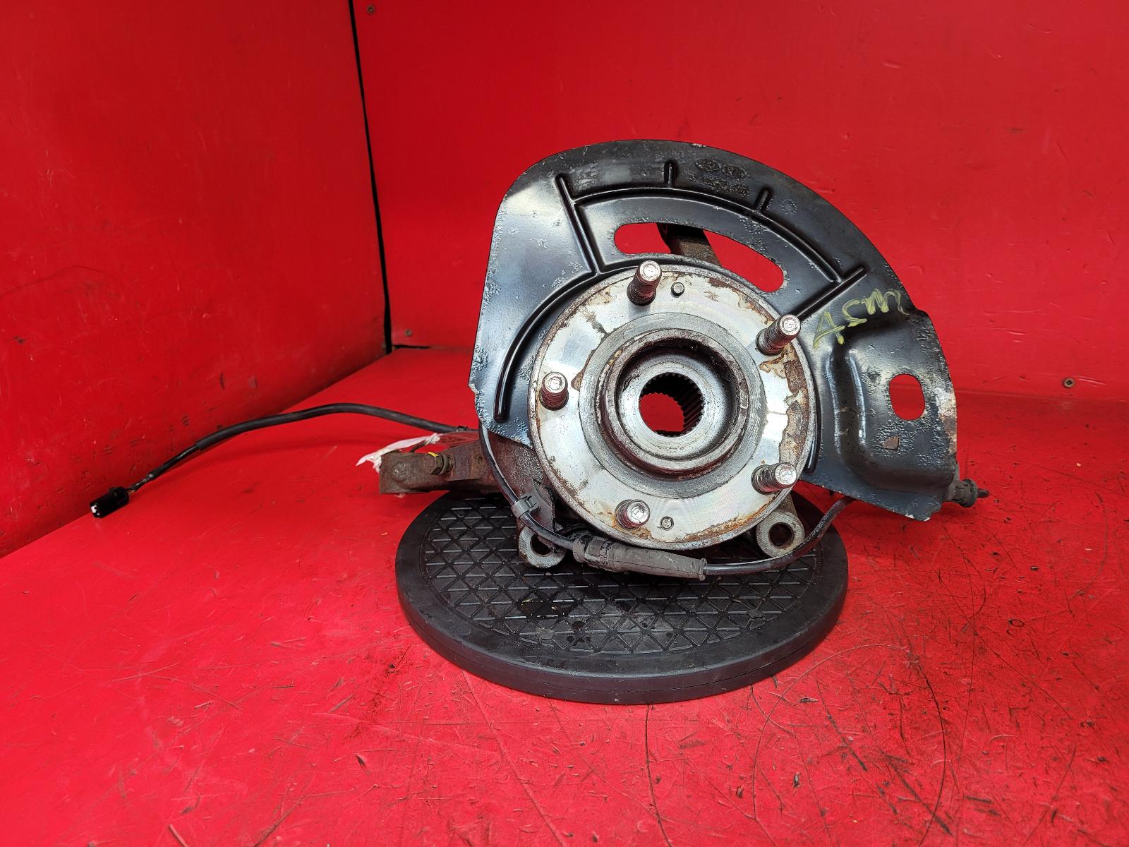 View Auto part LF Hub/Stub Axle Assembly Hyundai I40 2016