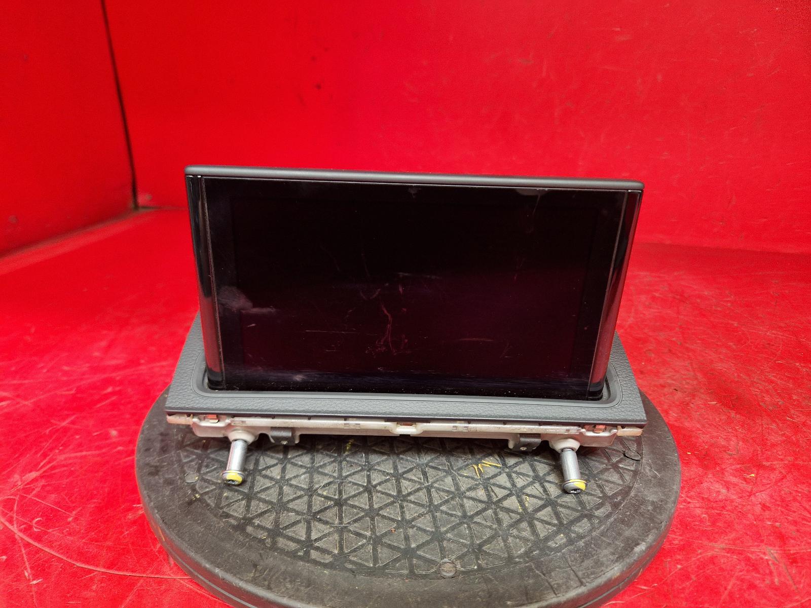 View Auto part Radio Display Audi A3 2019