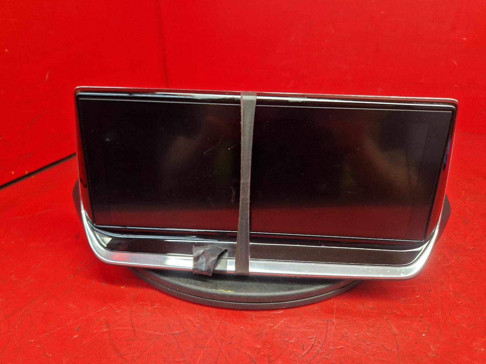 View Auto part Radio Display Peugeot 2008 2021