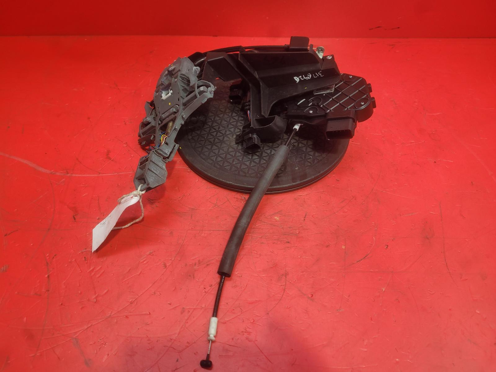 View Auto part Door Lock Assembly Jaguar Xf 2008
