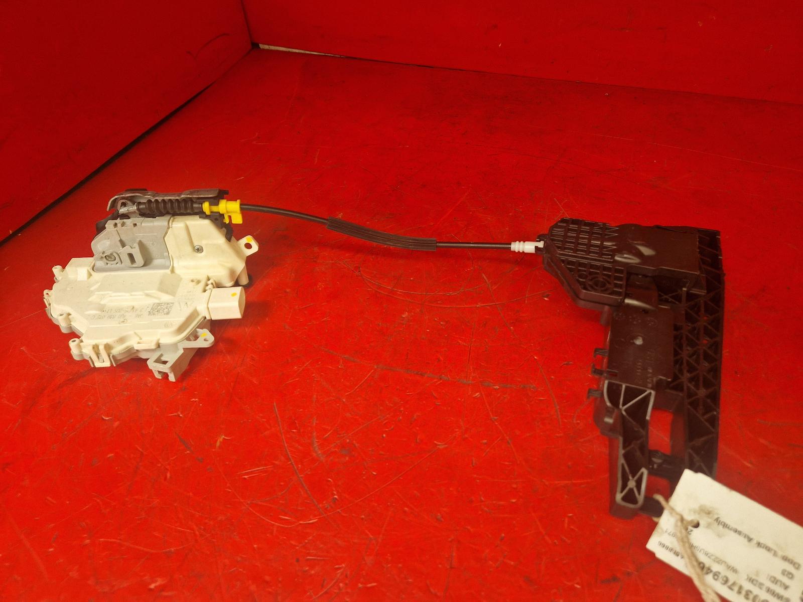 View Auto part Door Lock Assembly Audi Q3 2016