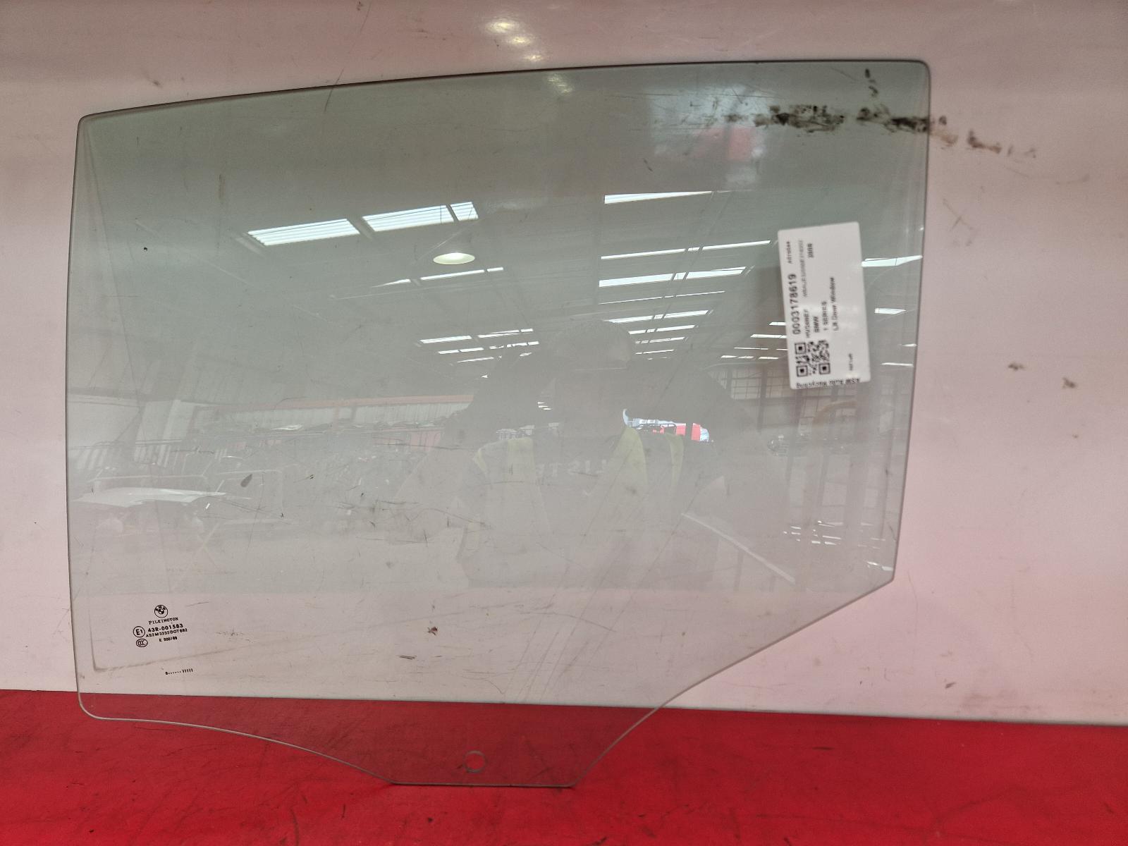 View Auto part LR Door Window Bmw 1 Series 2008
