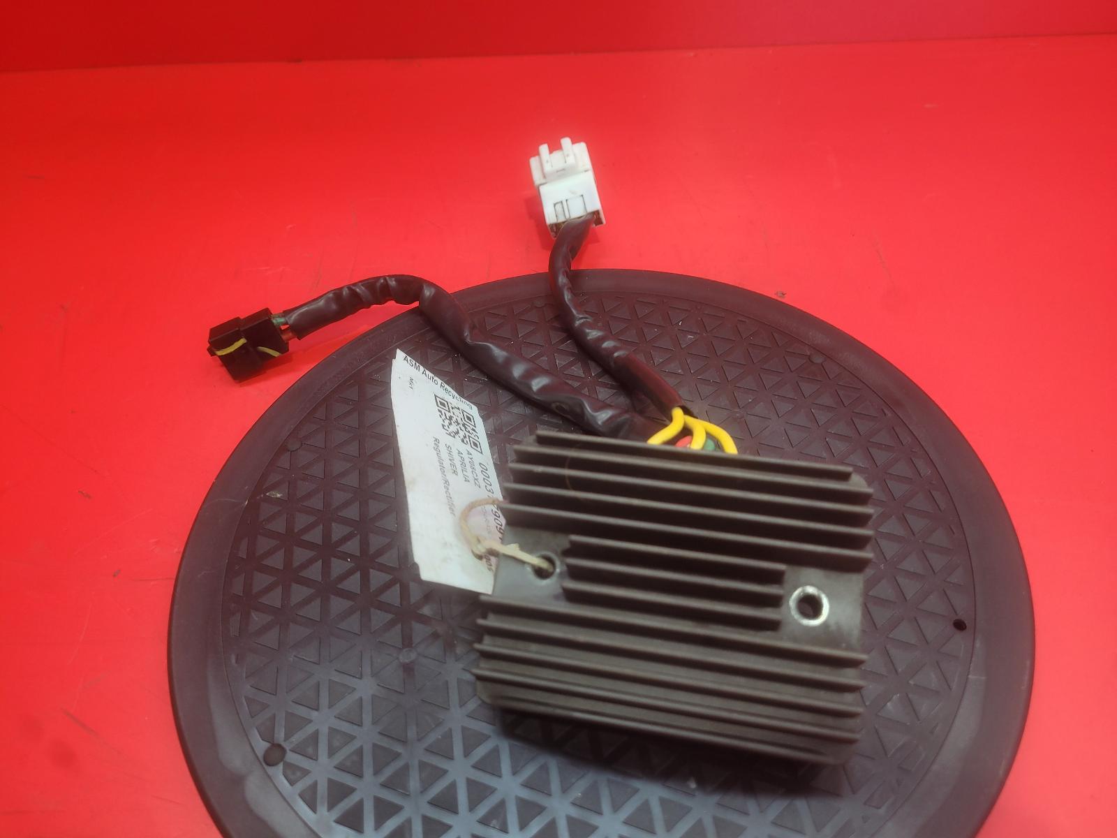 View Auto part Regulator/Rectifier Aprilia Shiver 2008