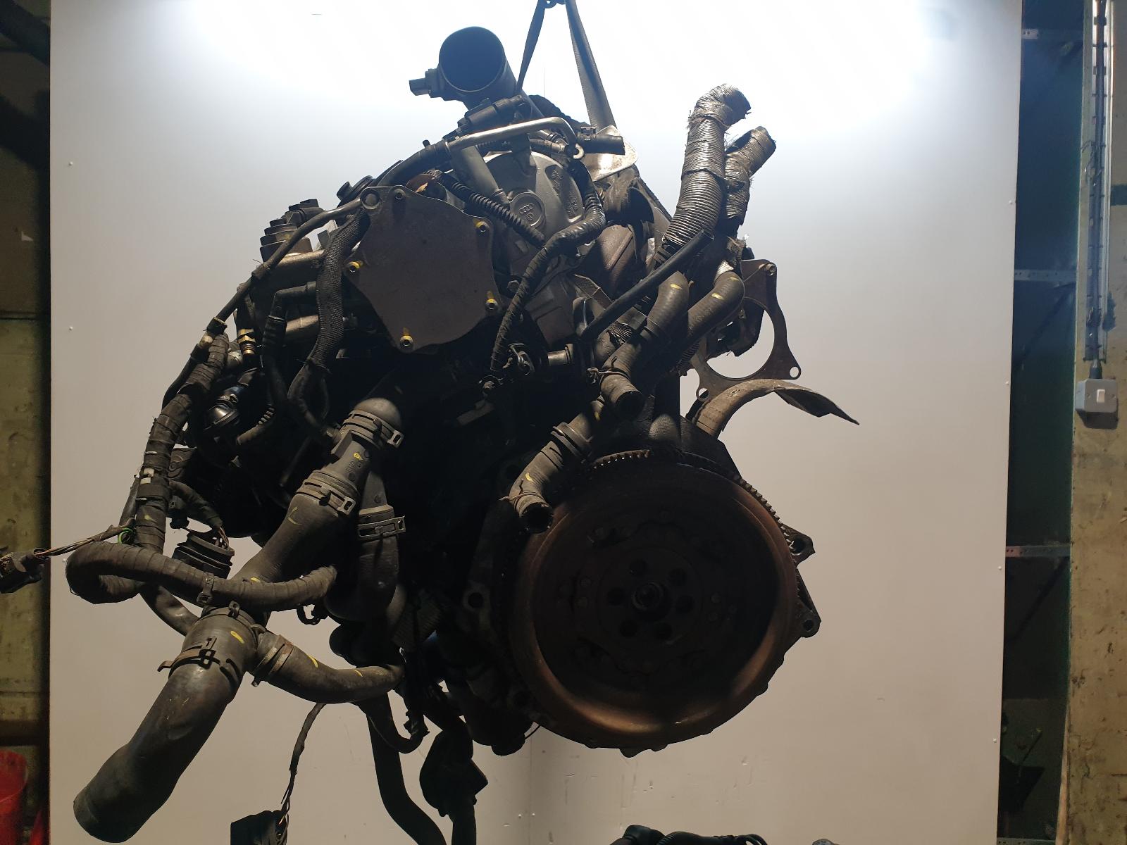 View Auto part Engine Volkswagen Golf 2012