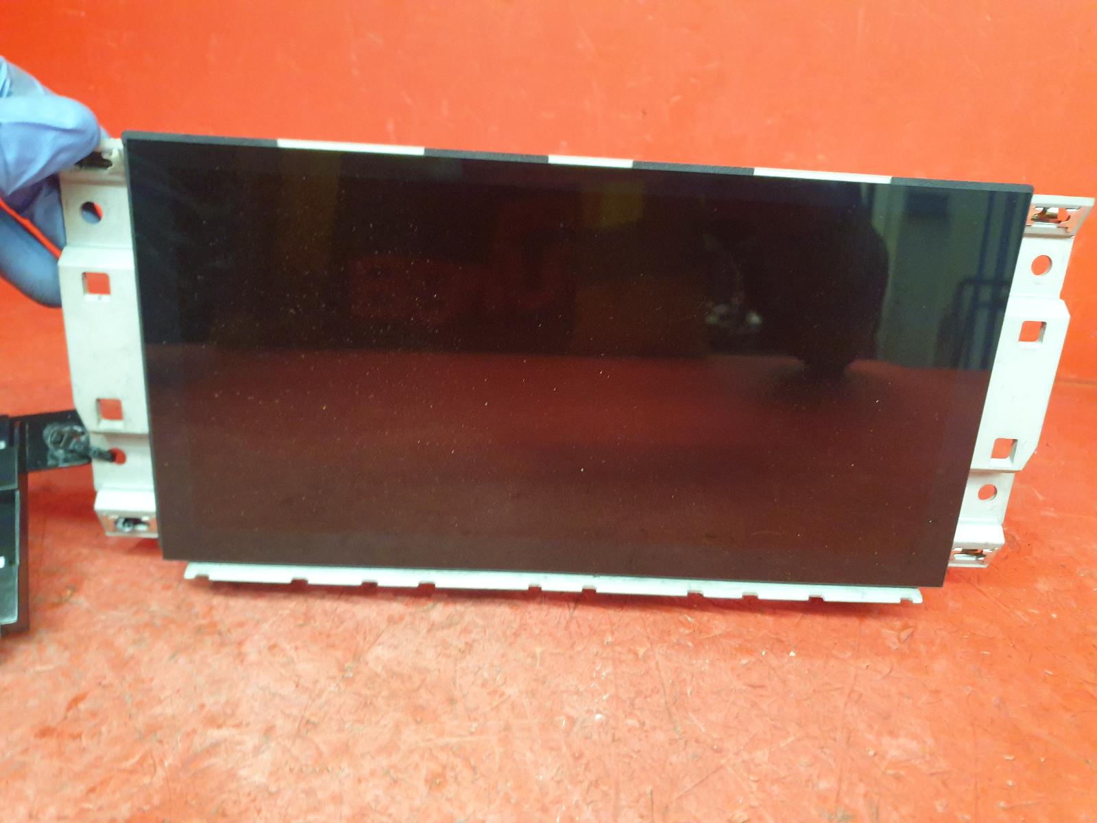 View Auto part Radio Display Audi A3 2024