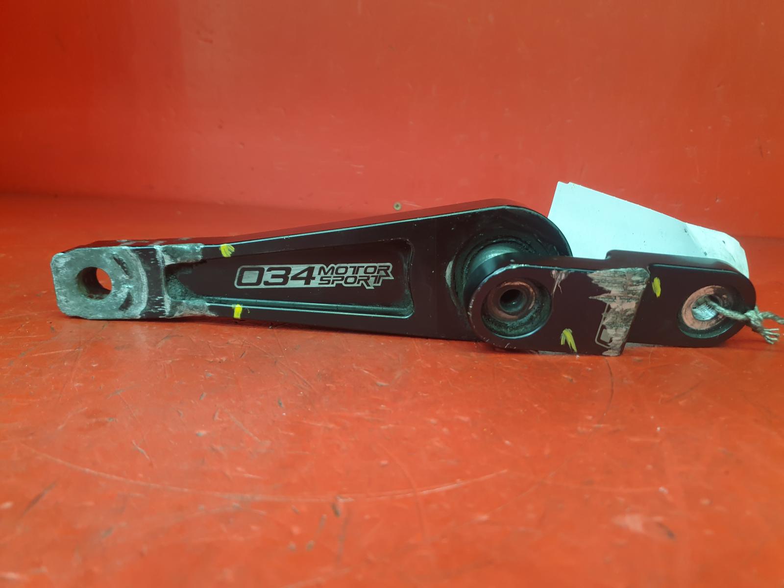 View Auto part Gearbox Mount Volkswagen Golf 2012