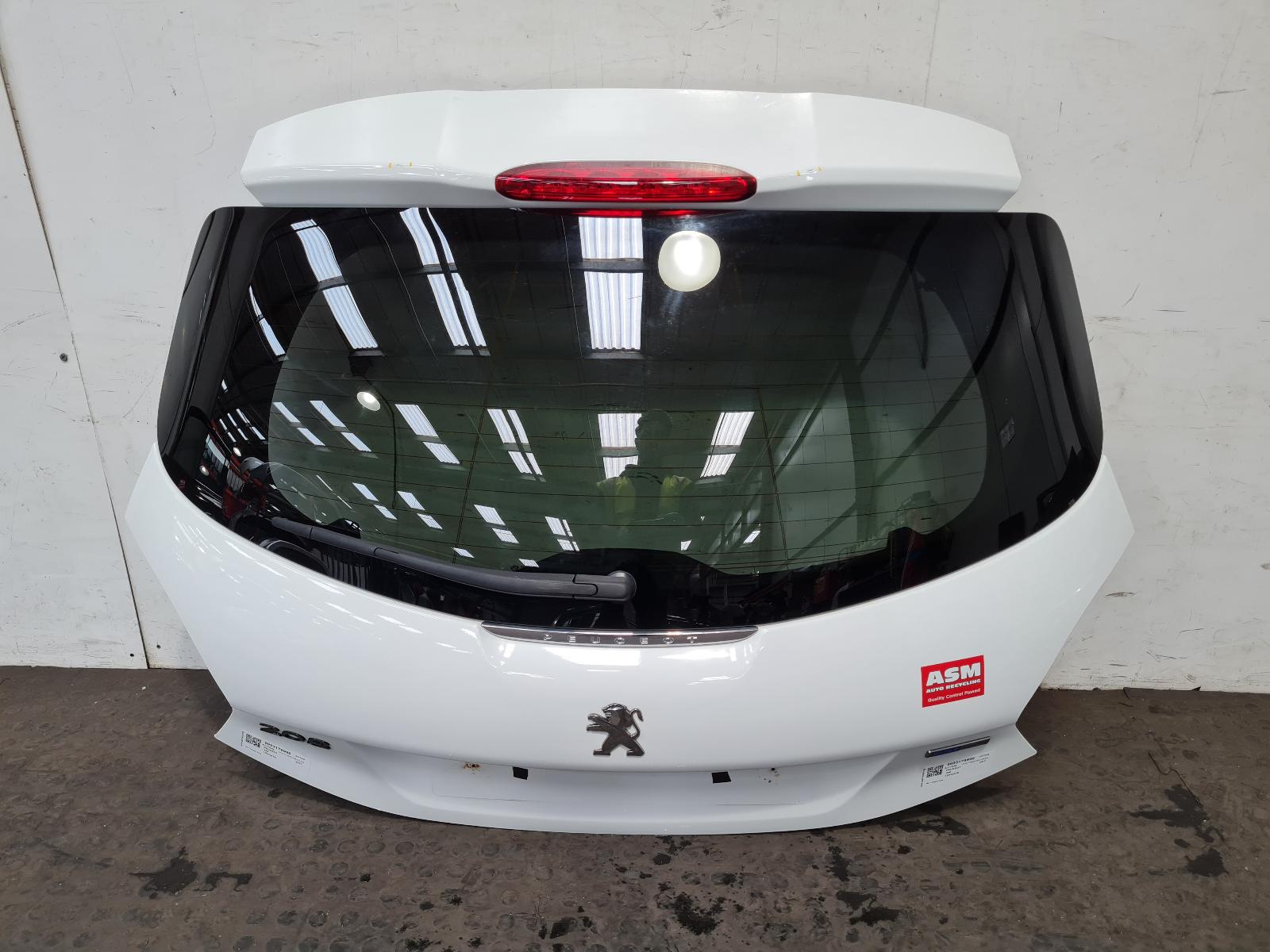 View Auto part Bootlid/Tailgate Peugeot 208 2017