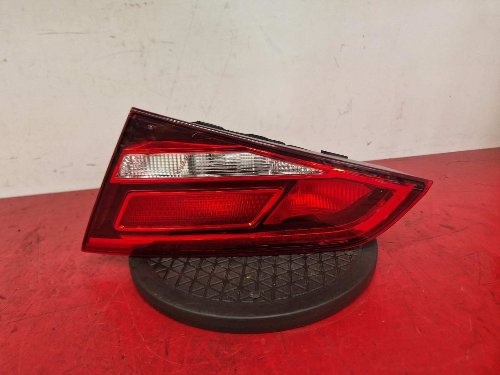 View Auto part R Taillight Audi A3 2018