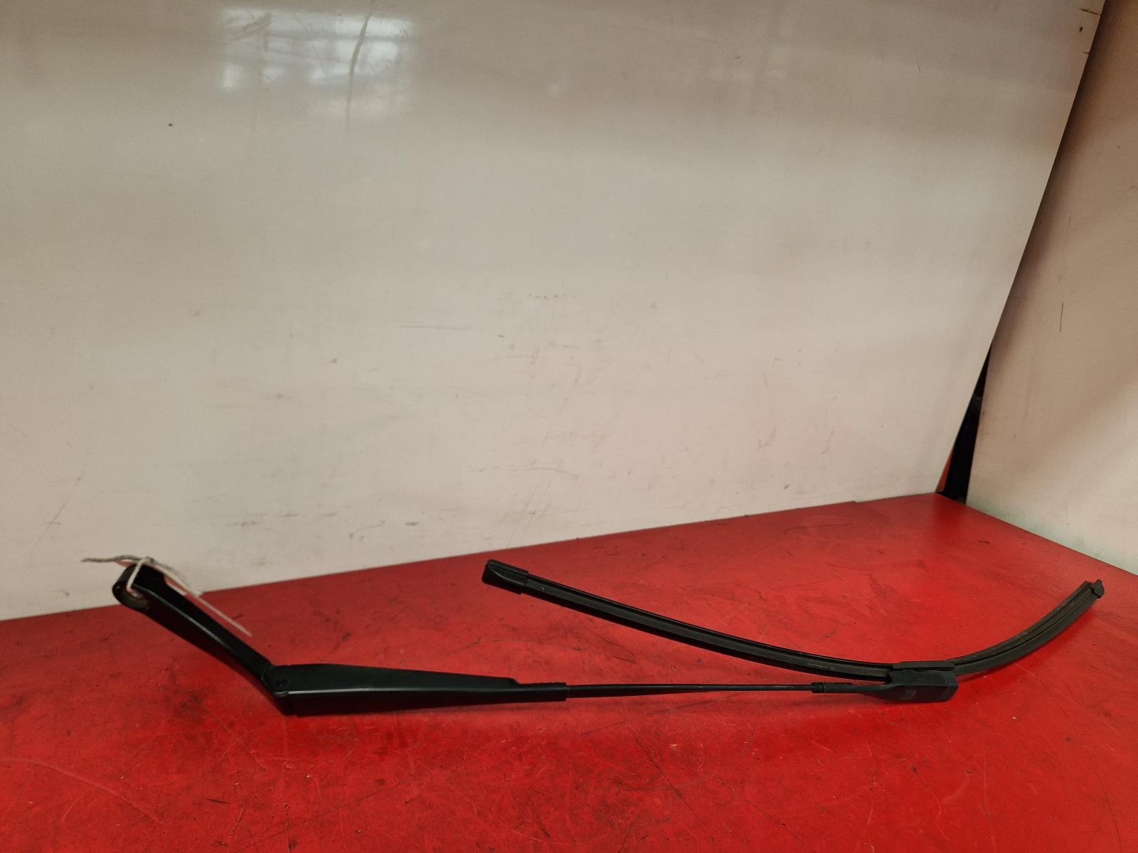 View Auto part Wiper Arm Audi A3 2018