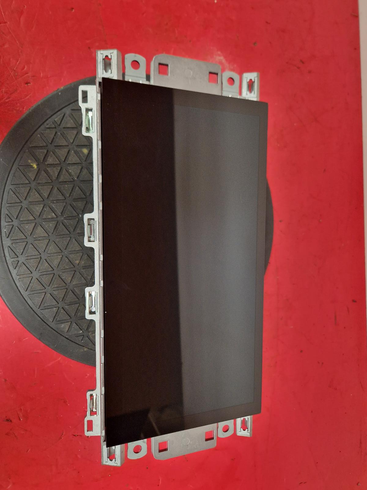 View Auto part Radio Display Audi A3 2020