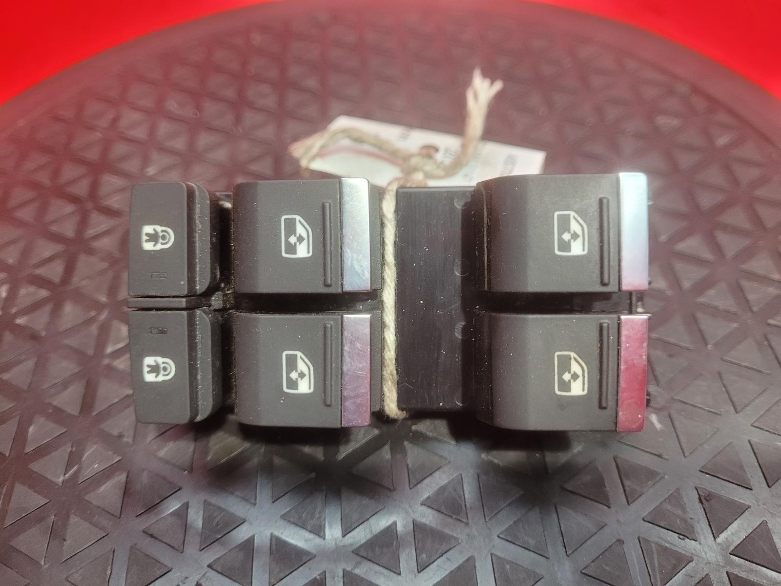 View Auto part Elect. Window Switch Audi A3 2020