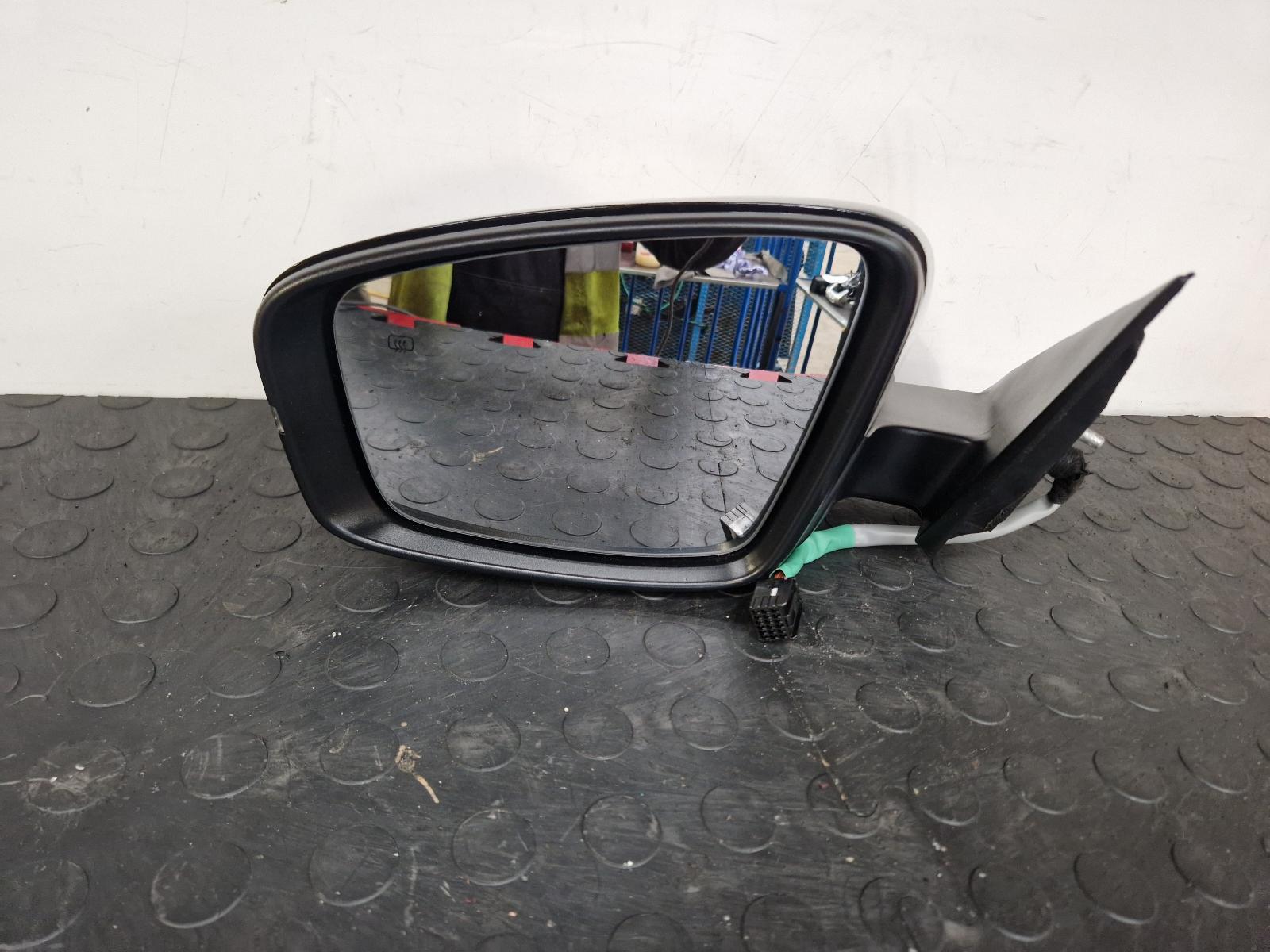 View Auto part L Door Mirror Mg Hs 2023