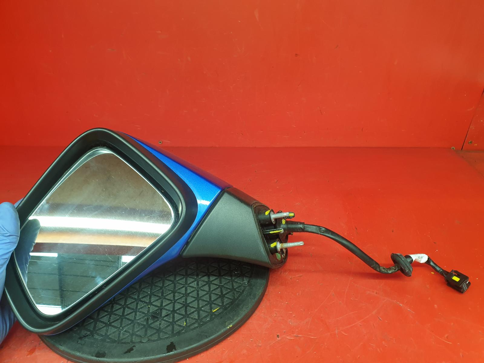View Auto part L Door Mirror Vauxhall Mokka 2015
