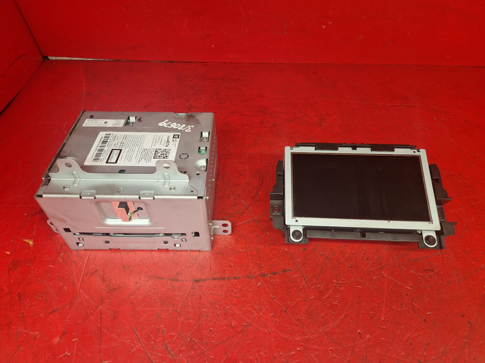 View Auto part A/V Equipment Vauxhall Mokka 2015