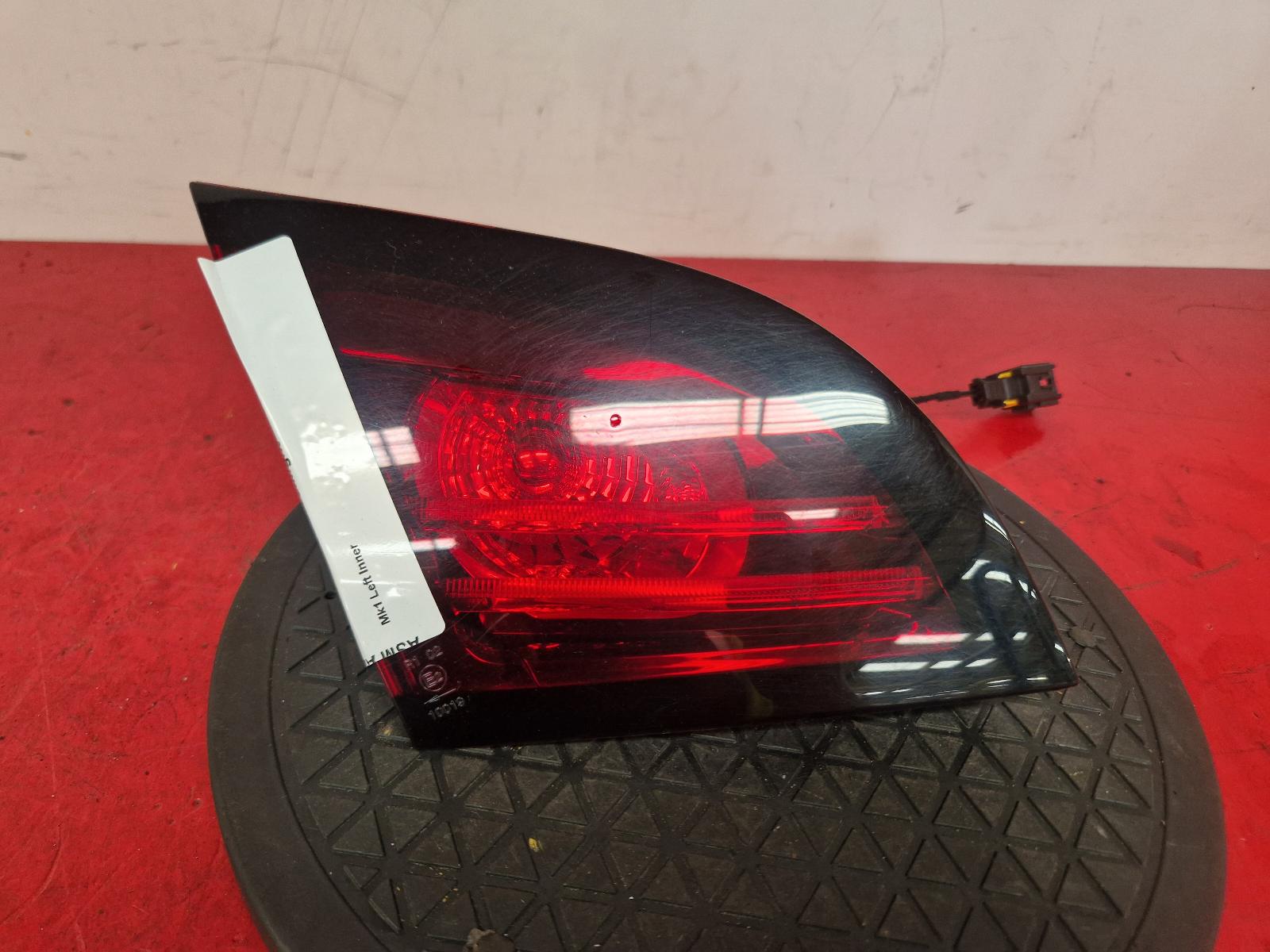 View Auto part L Taillight Citroen Ds4 2013