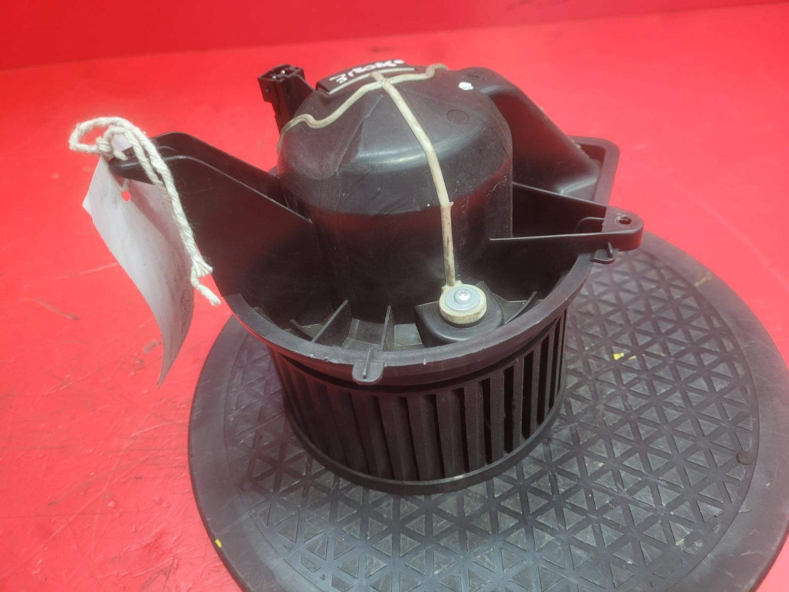View Auto part Heater Motor/Assembly Mini (bmw) Mini 2006