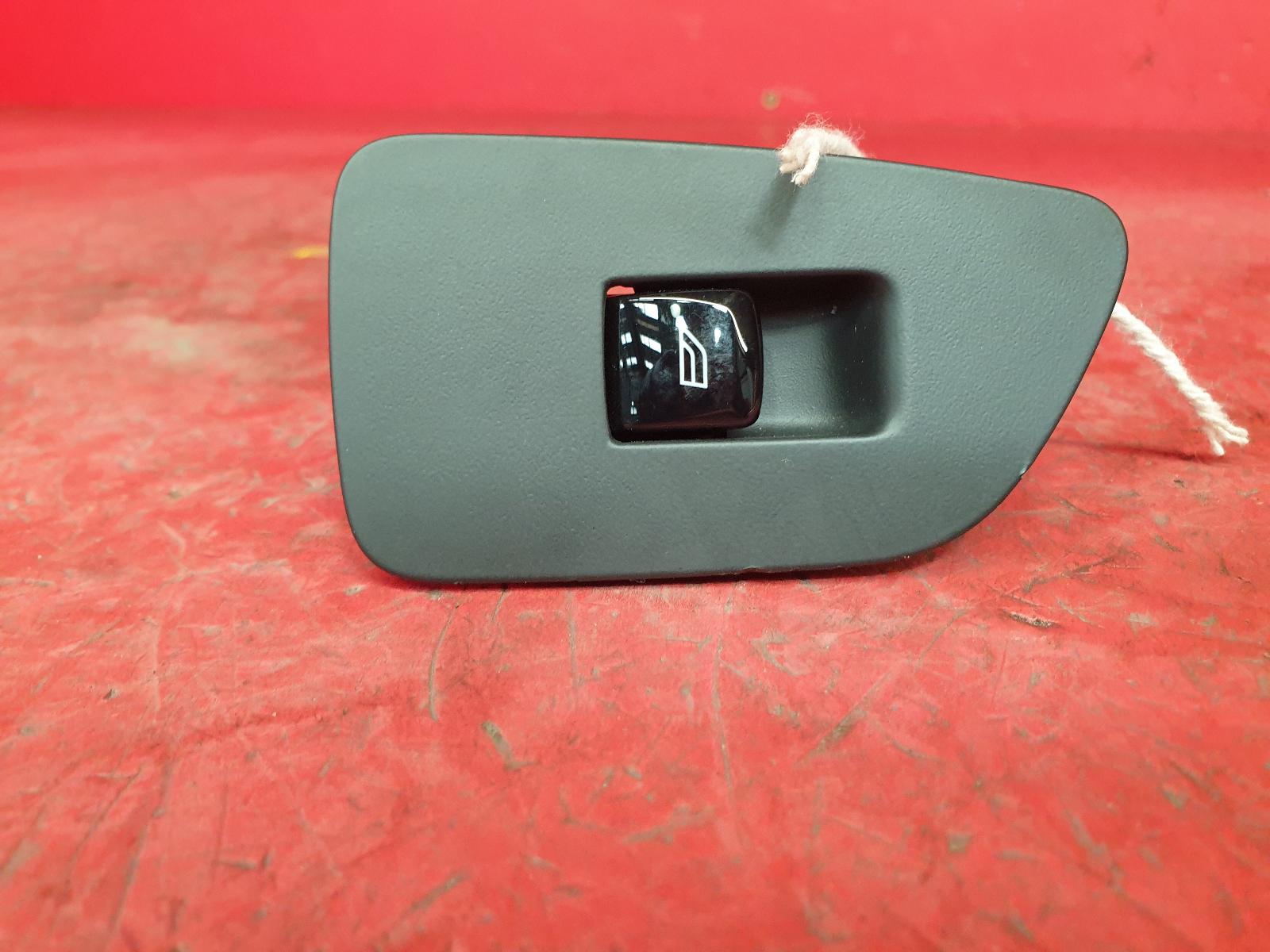 View Auto part Elect. Window Switch Volvo V90 2023