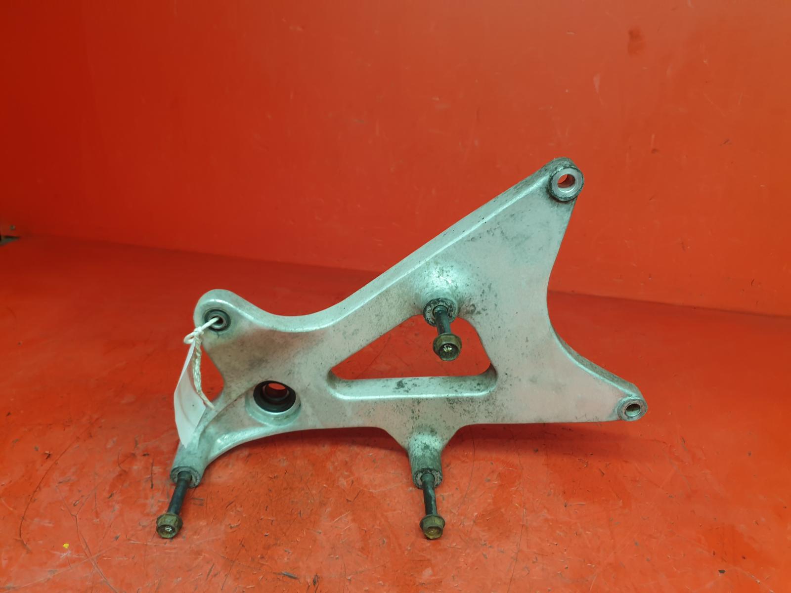 View Auto part Misc Bracket Honda Ww 2013
