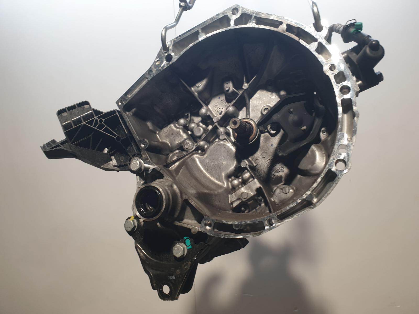 View Auto part Gearbox Vauxhall Corsa 2024