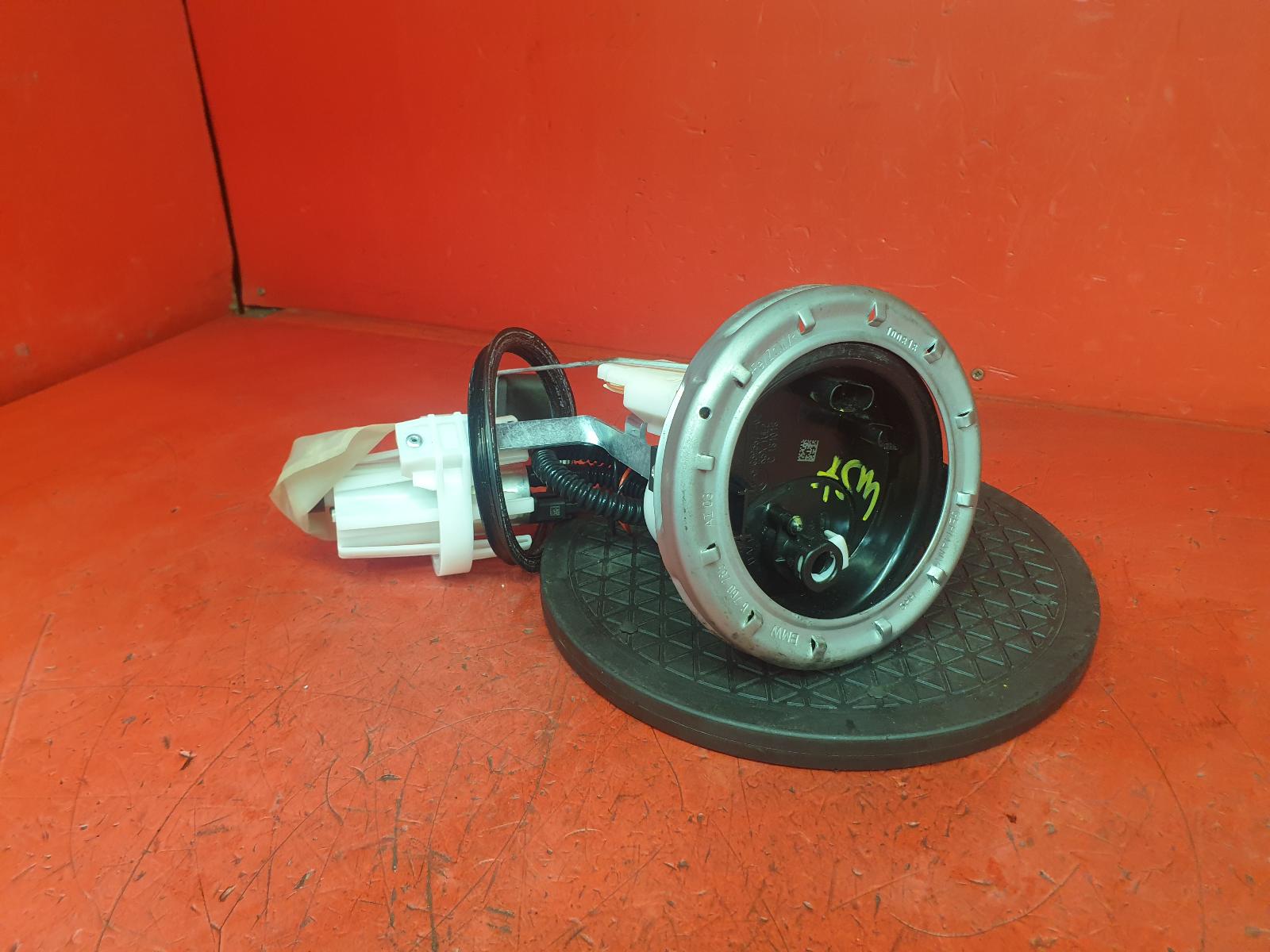 View Auto part Fuel Pump Bmw R1250 Gs Te 2018