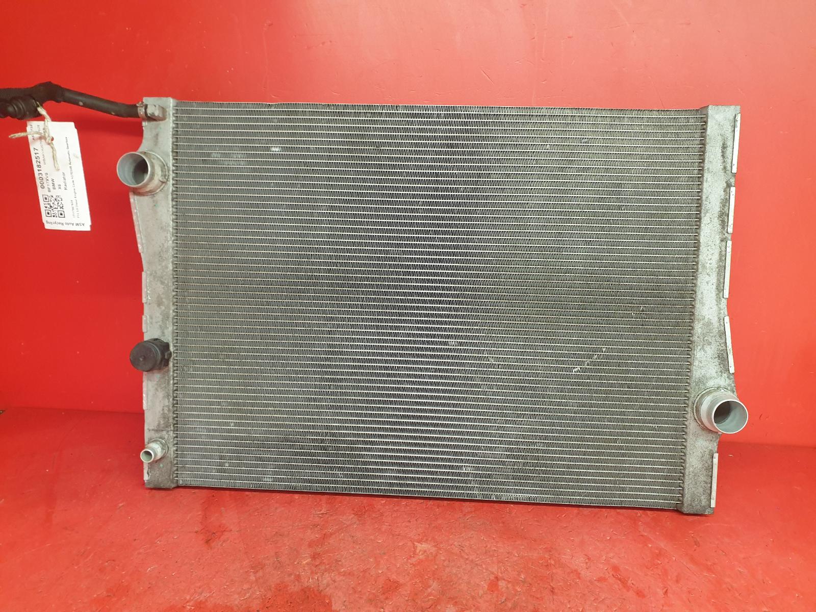 View Auto part Radiator Bmw X6 2017