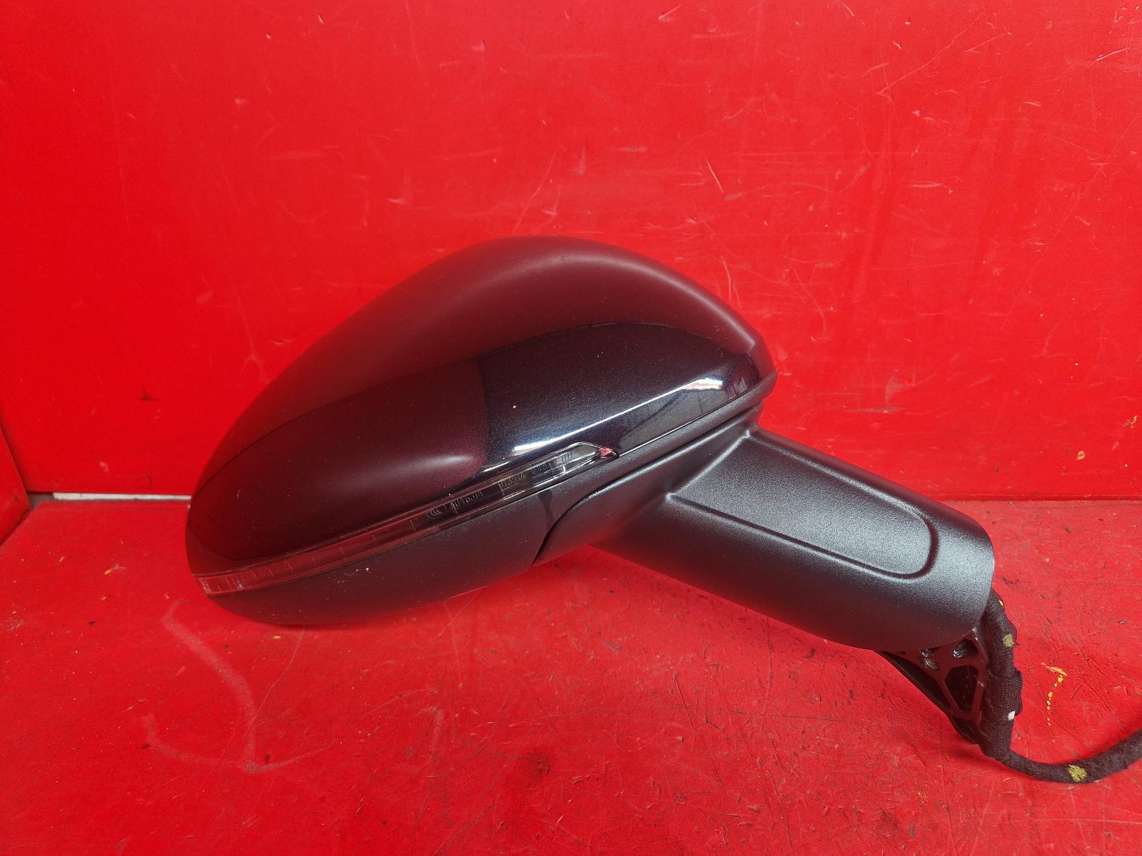 View Auto part R Door Mirror Porsche Macan 2016