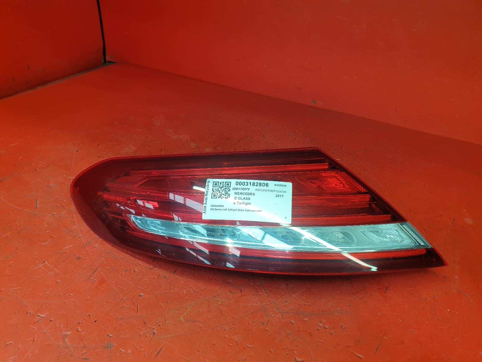 View Auto part L Taillight Mercedes C Class 2017