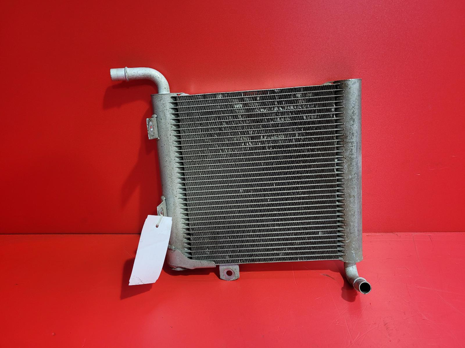 View Auto part Radiator Land Rover Range Rover Velar 2019