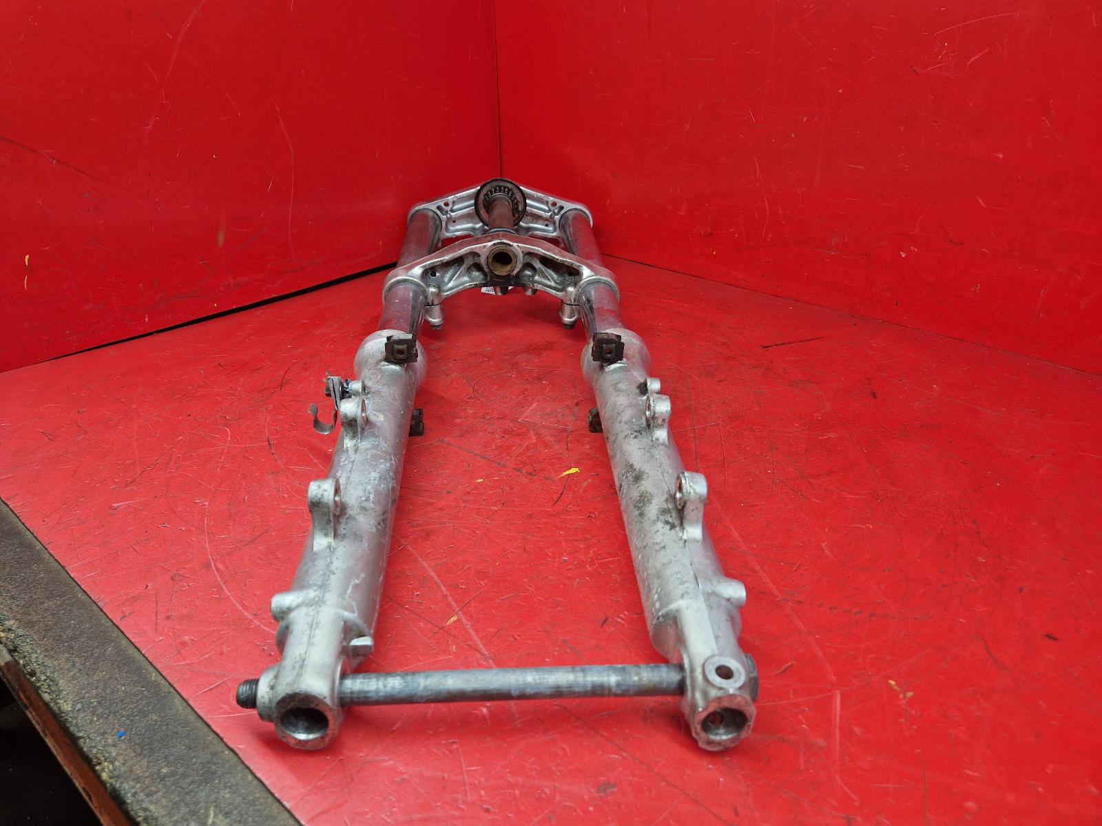 View Auto part FORKS Yamaha Fzr 1000 1987