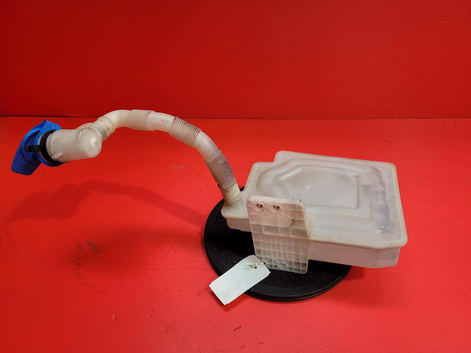View Auto part Washer Bottle Volkswagen Golf 2006