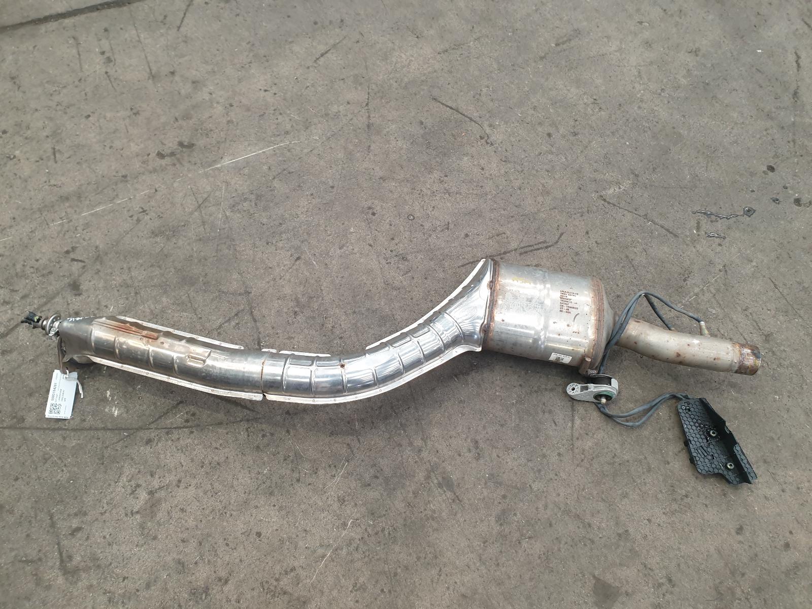 View Auto part Catalytic Converter Land Rover Discovery 2021