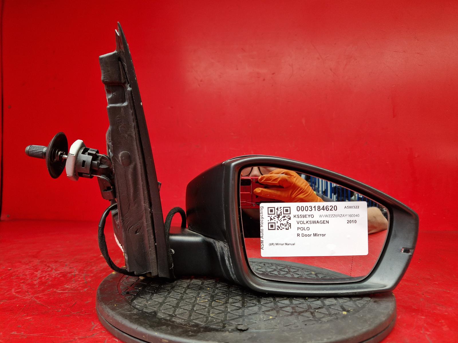 View Auto part R Door Mirror Volkswagen Polo 2010