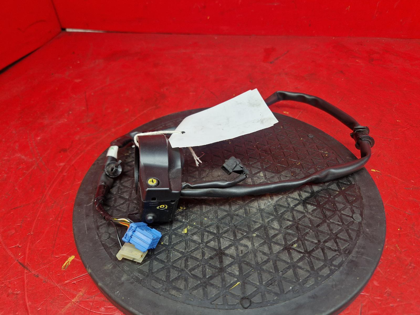 View Auto part LH Switch Gear Honda Cb 650 Fa 2016